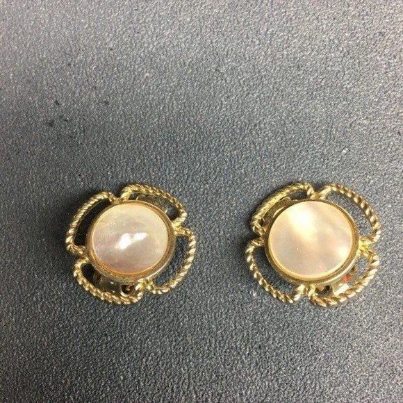 White MOP Clip Earrings Gold Rope Pink Life Preserver Flower Retro BoHo - Picture 2 of 4
